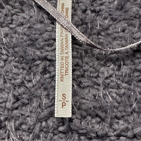 Free People NWT Icing V Pullover Boucle Knit Fuzzy Detail Falling Star Sweater S - Picture 6 of 10